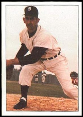 81TCMA60 418 Don Mossi.jpg